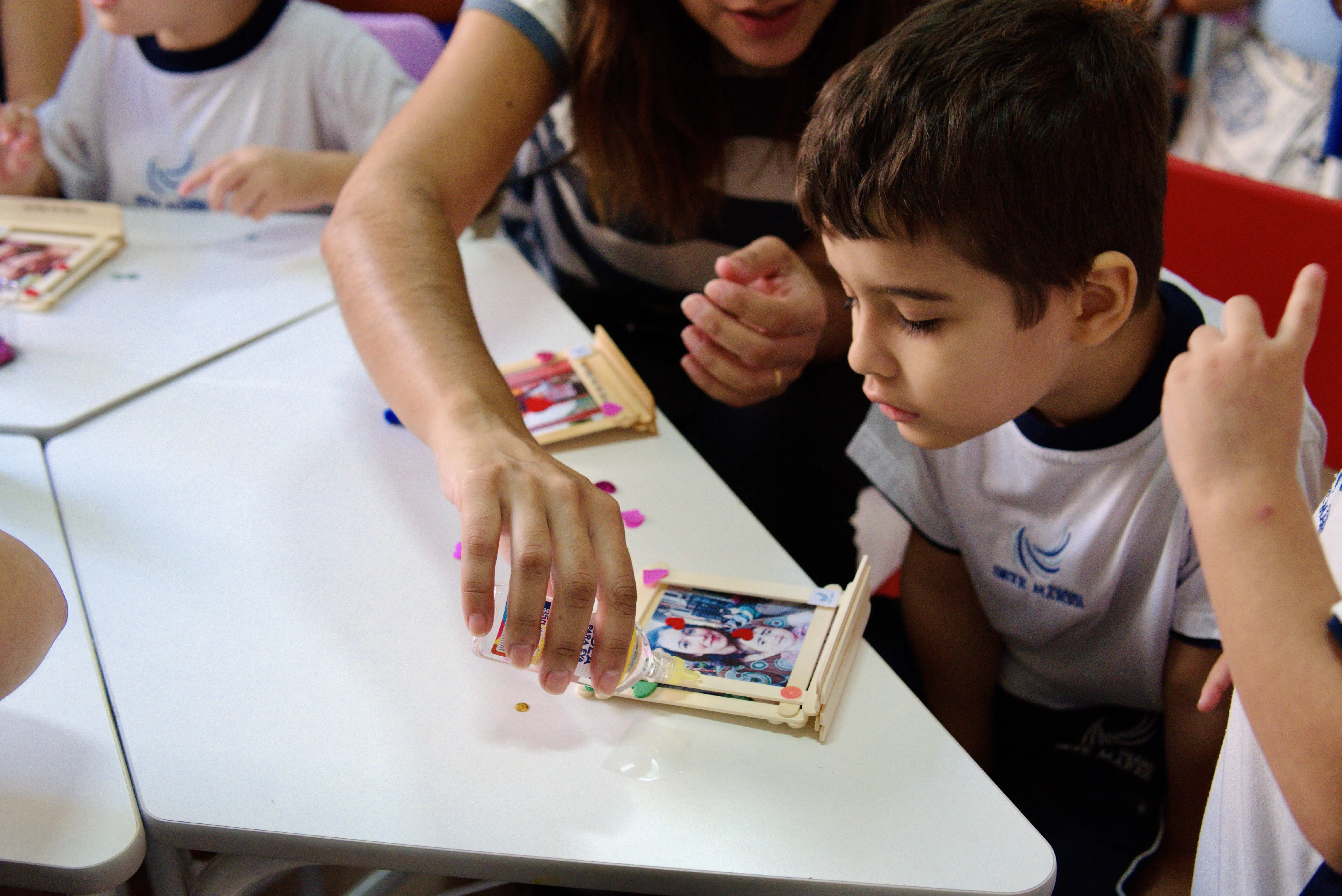 Colégio Sete Mares logo